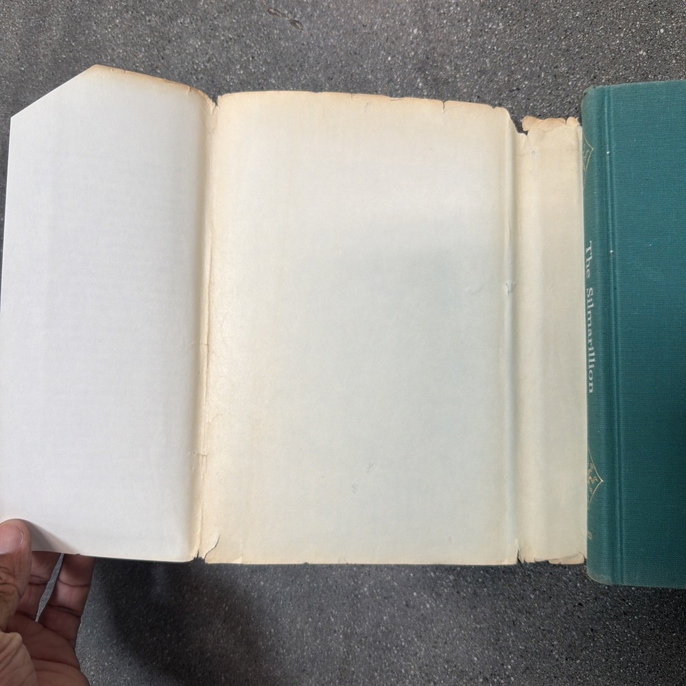 The Silmarillion by J.R.R. Tolkien 1977 First Edition Hardcover W/ Map - Picture 7 of 12